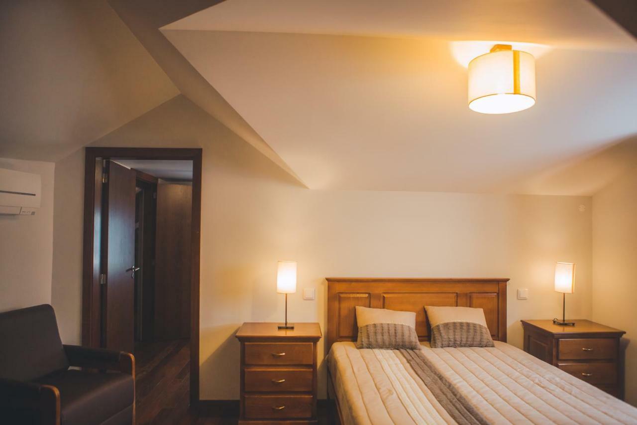 Casa Da Obrinha Guest House Bouro ภายนอก รูปภาพ