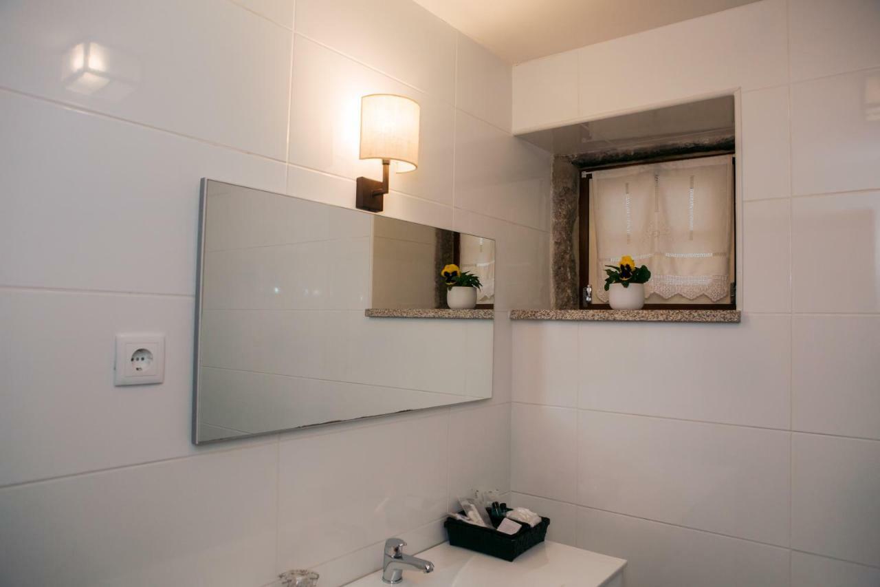 Casa Da Obrinha Guest House Bouro ภายนอก รูปภาพ